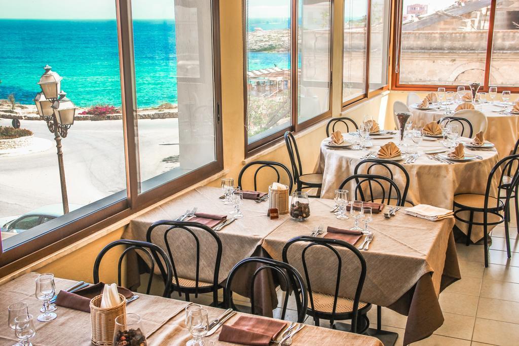 Lampedusa Hotel エクステリア 写真