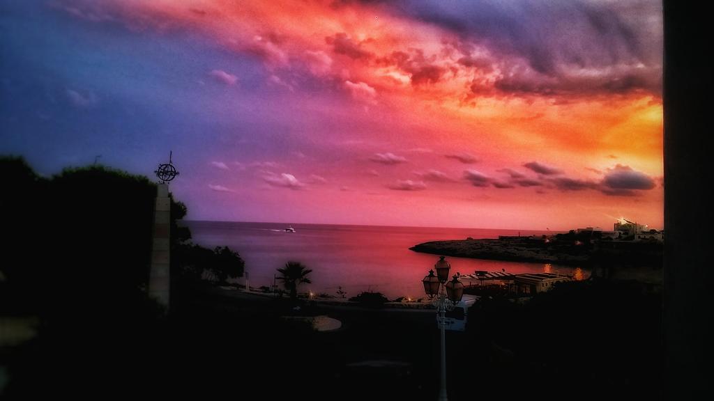 Lampedusa Hotel エクステリア 写真