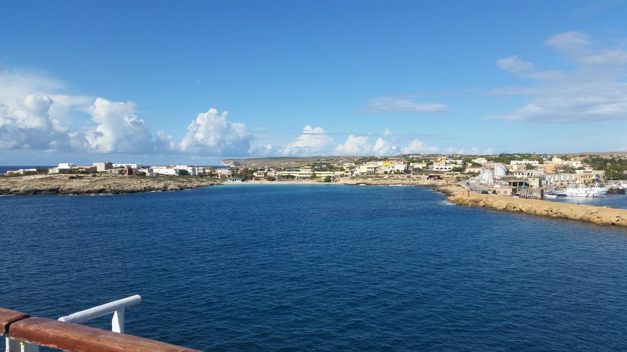 Lampedusa Hotel エクステリア 写真